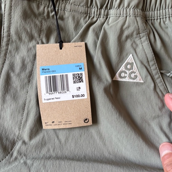 Nike ACG Men's Hiking Shorts Green Size Medium NEW FN2430-053 - Picture 3 of 6